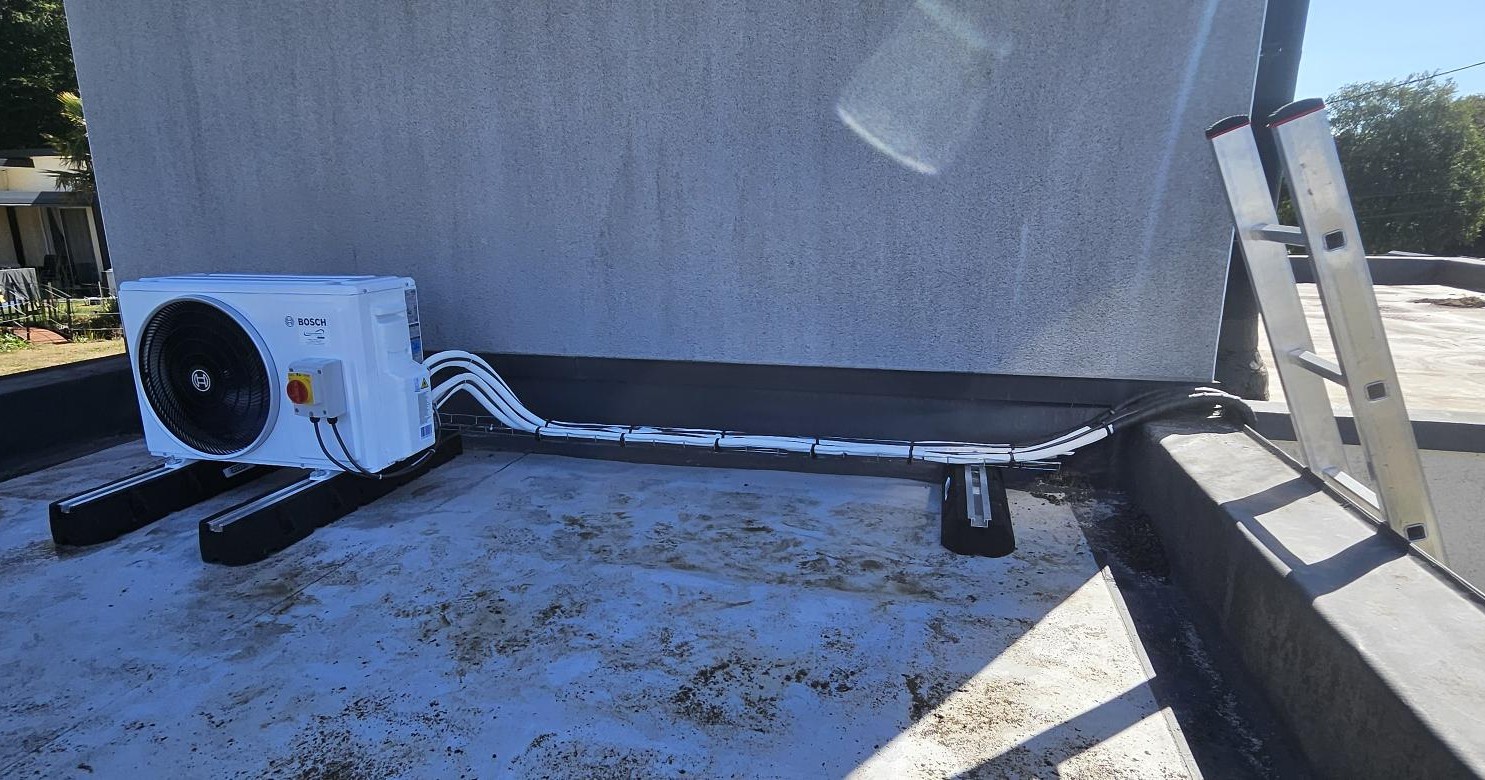 Installation de climatisation bi split près de Landerneau
